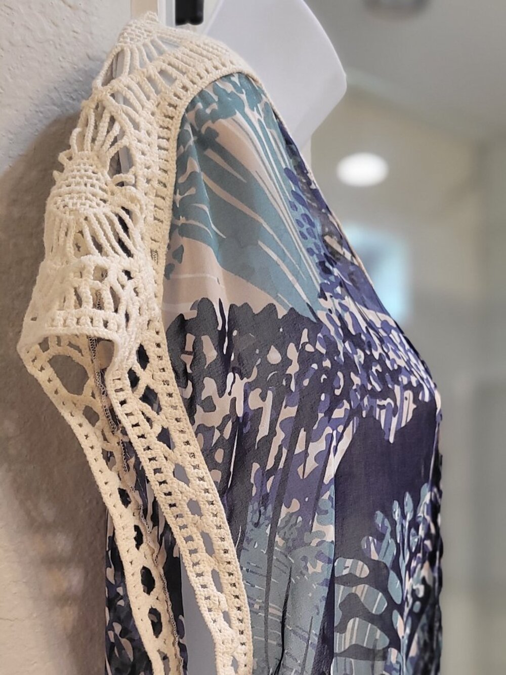 Nurture Sheer blouse Beautiful! - Picture 2 of 5